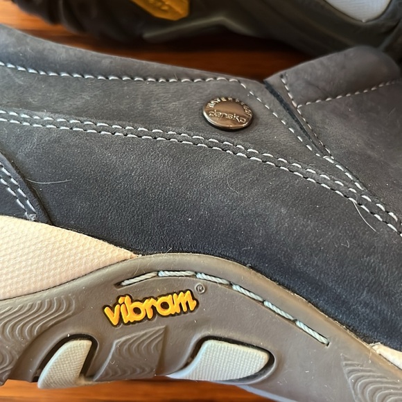 Dansko Patti Navy Leather Slip-On Clogs EUC - Picture 7 of 10